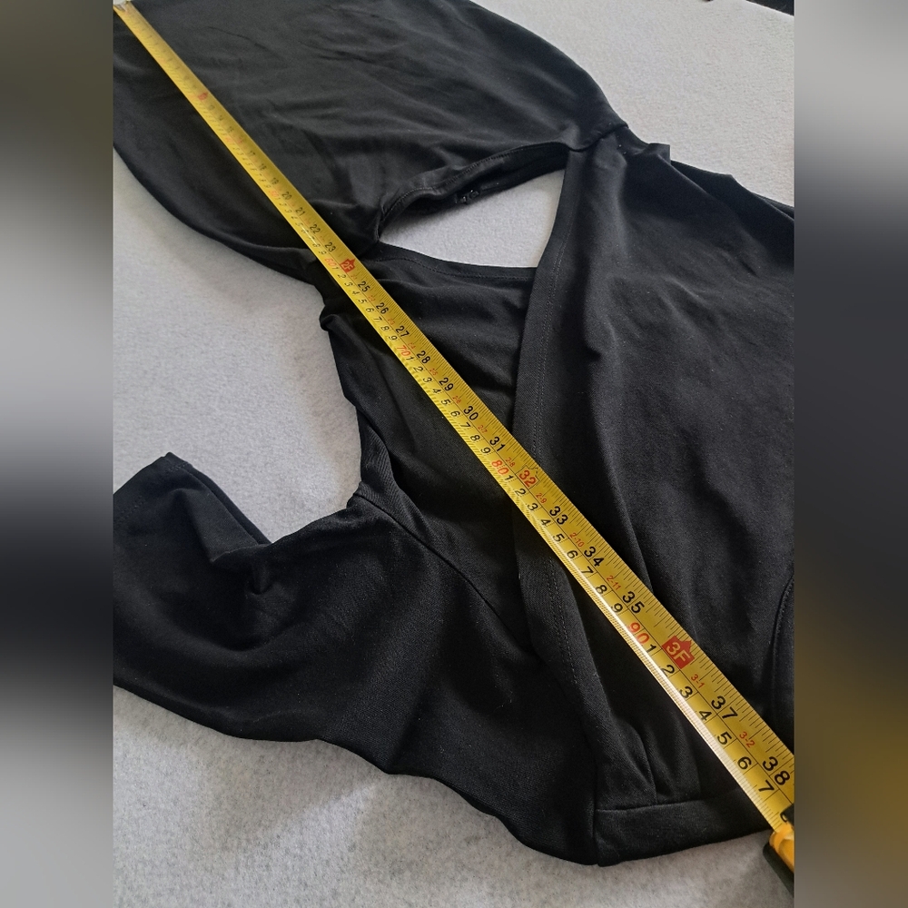 Elegant Bodycon Black Dress - Picture 7 of 9